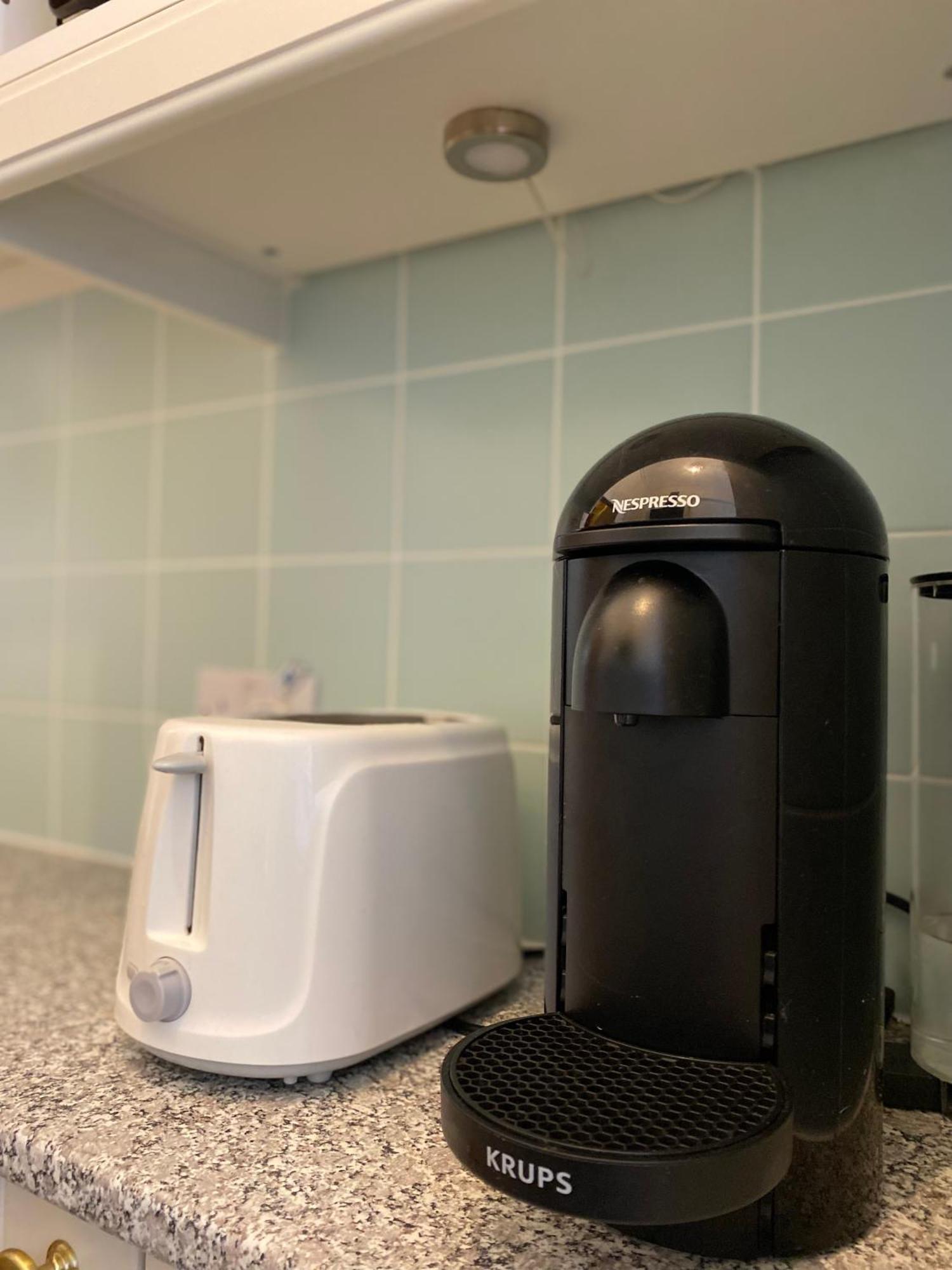 Charming 1 Bedroom Edinburgh Apartment エクステリア 写真
